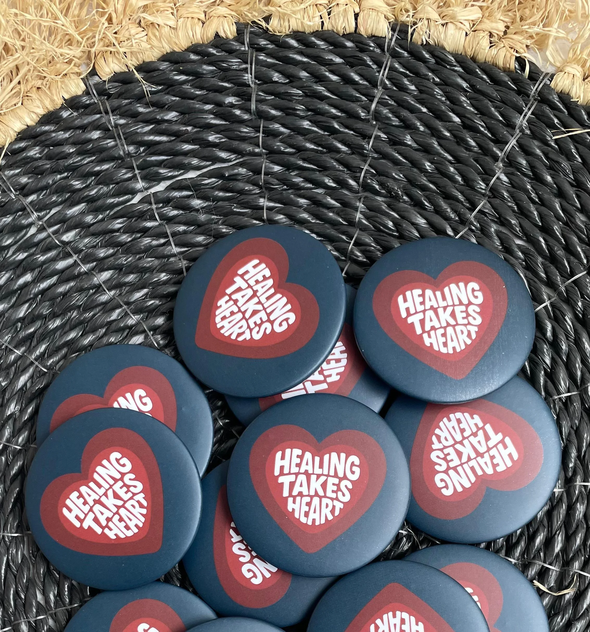Pin Peniti Matte Healing Takes Heart - Sarah Amanda