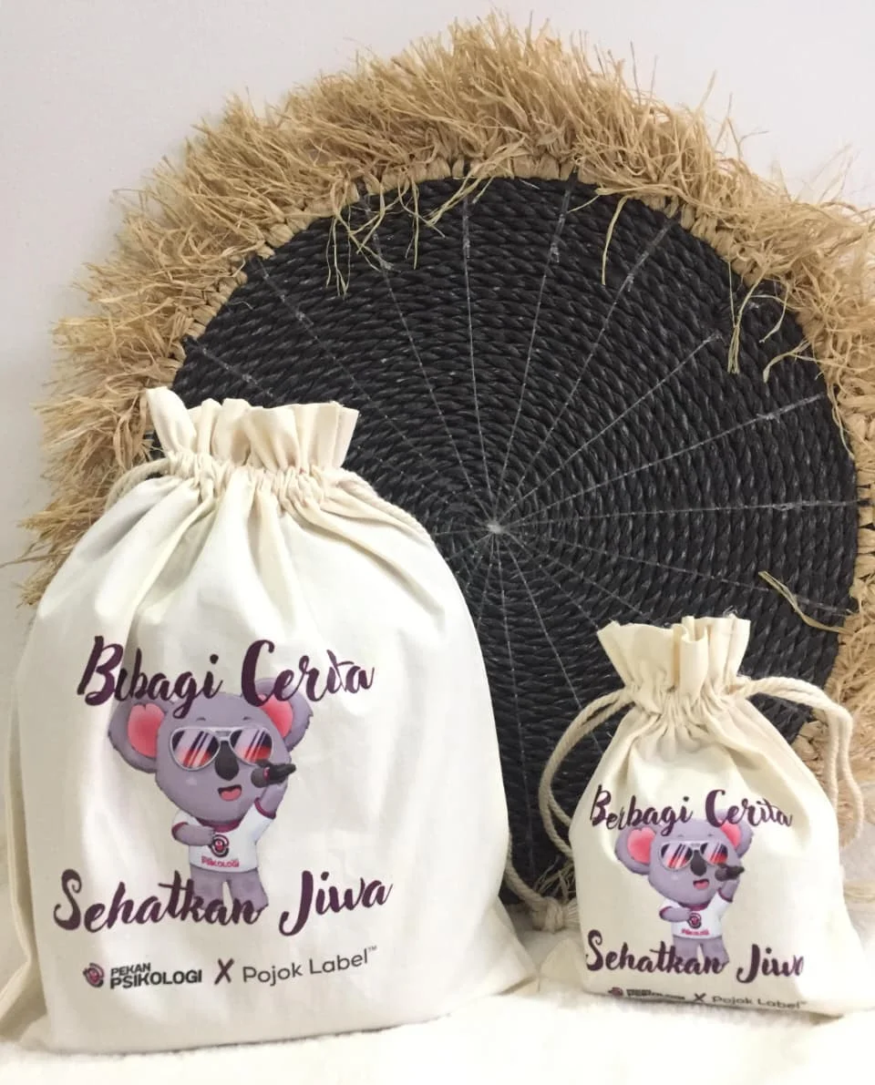 Dua Pouch Serut Blacu Maskot Koala - Nabila Syahrani