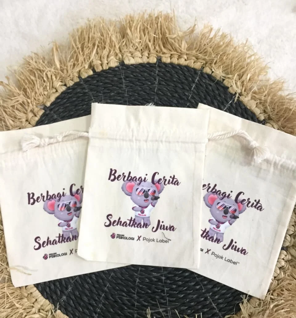 Tiga Pouch Serut Seminar Kit - Tiara Pradana